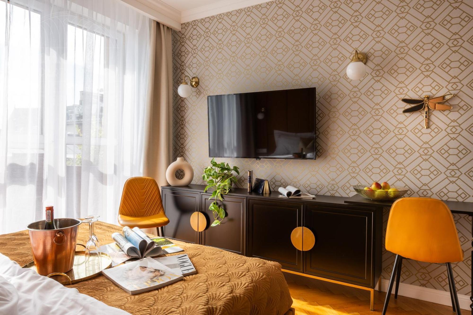 Feniks Fragola Apartments Красков Екстериор снимка